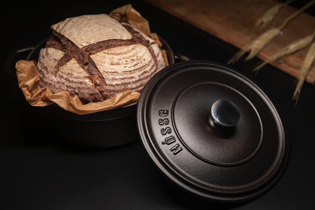 fuldkornsspeltbrød-med-surdej