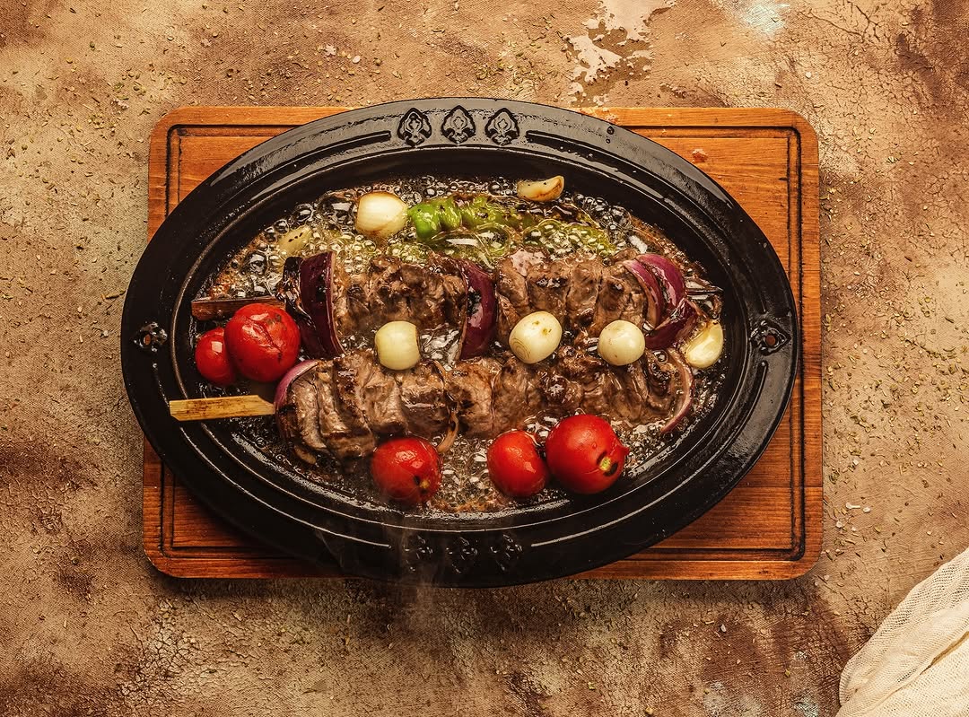 lammekødsspyd-med-grillede-grøntsager